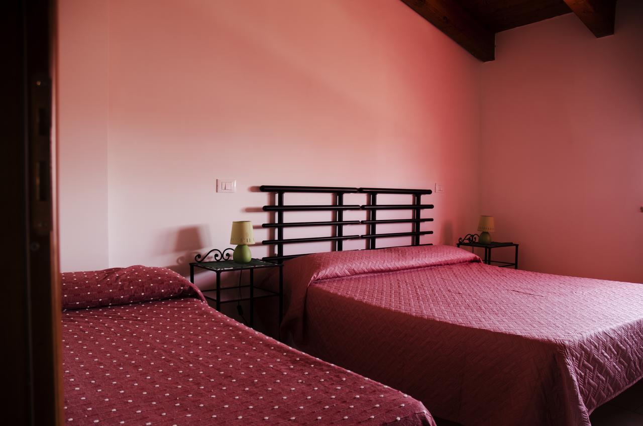 Lo Scacciapensieri Guest House ฟรานคาวิลลา อัลมาเร ภายนอก รูปภาพ